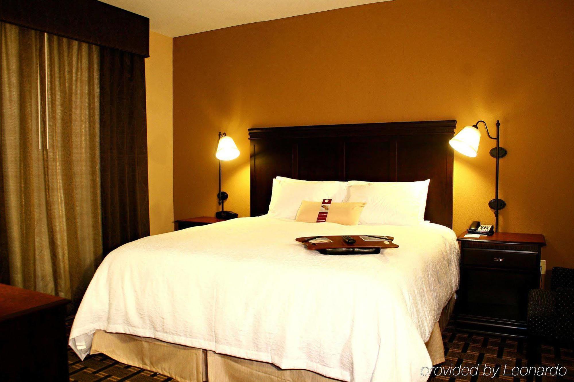 Hampton Inn & Suites Palestine Cameră foto