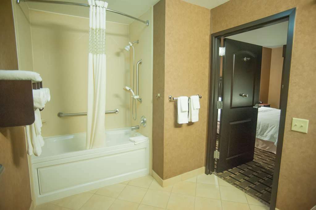 Hampton Inn & Suites Palestine Cameră foto