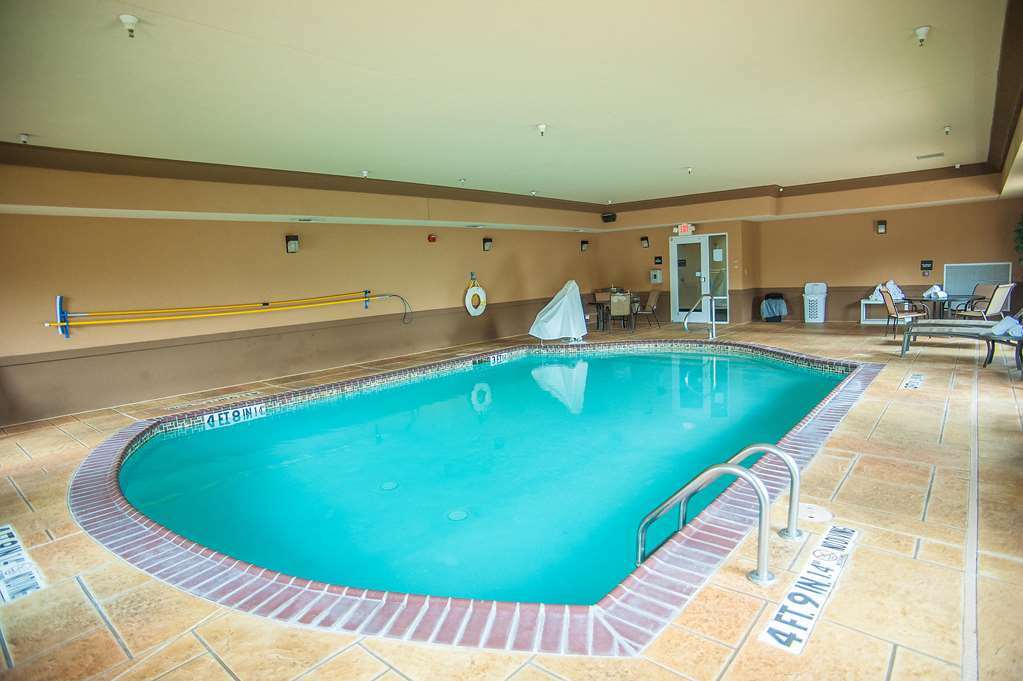 Hampton Inn & Suites Palestine Facilități foto